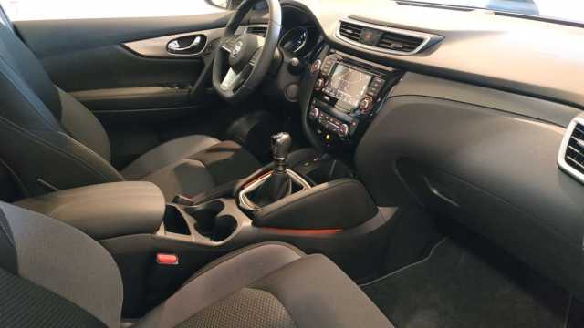 Nissan Qashqai Qashqai N-Connecta (EURO 6d-TEMP) 2018