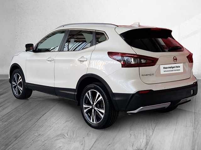 Nissan Qashqai 1.3 DIG-T N-CONNECTA 103KW 140 5P